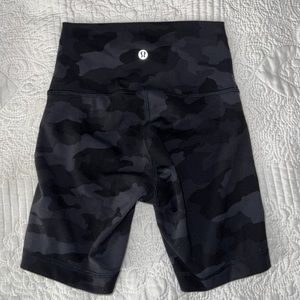 Lululemon wunder under biker shorts